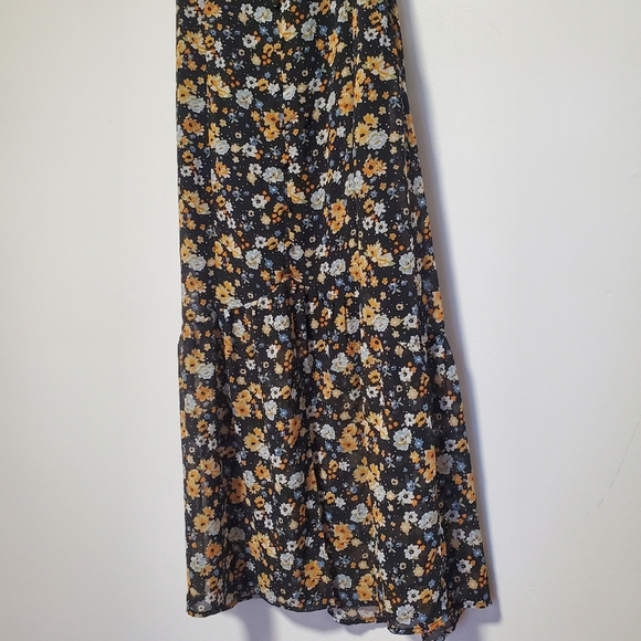 Lulu's Quite a Sight Black Floral Print Tie-Strap Midi Dress - Picture 12 of 12